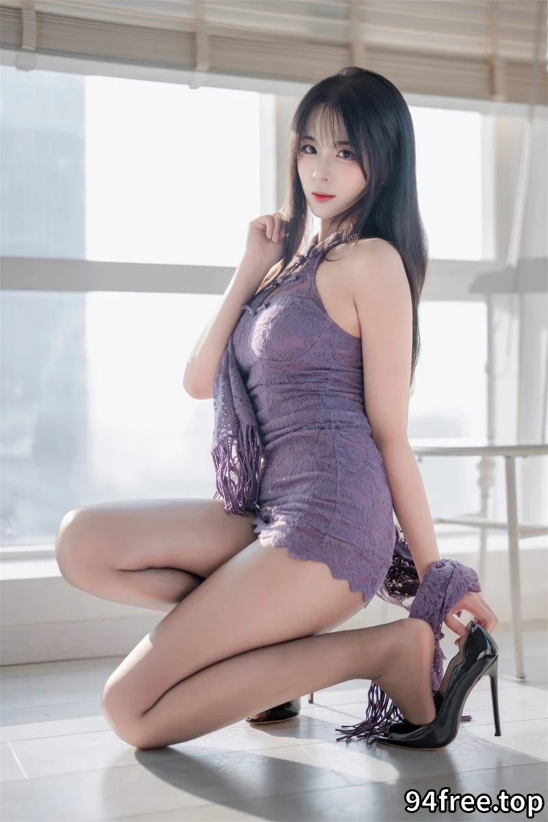 轩萧学姐-紫色旗袍黑丝 [66P+1V-606MB] - 就是免费-就是免费