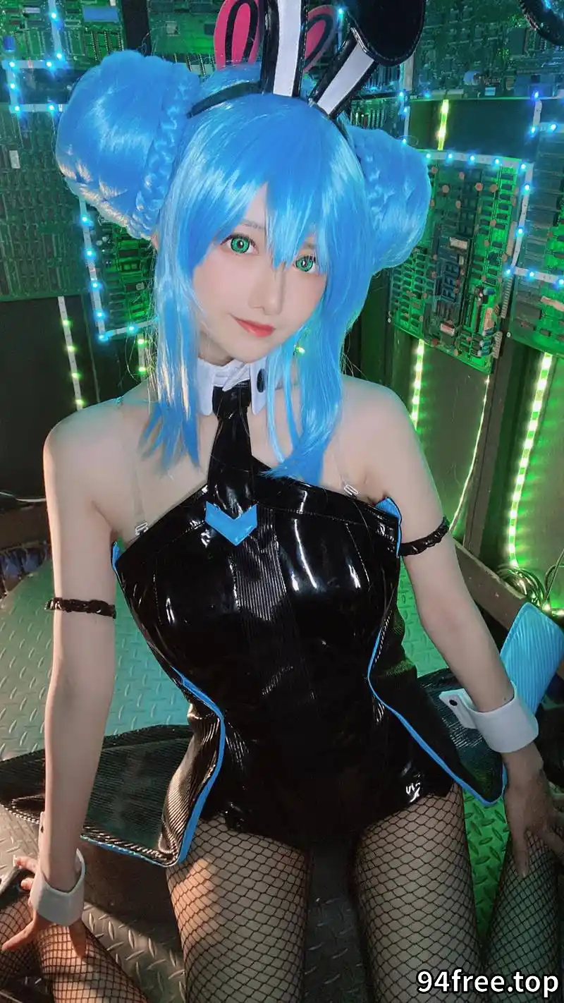 Shika小鹿鹿-莎拉自拍集 [30P-130MB] - 就是免费-就是免费