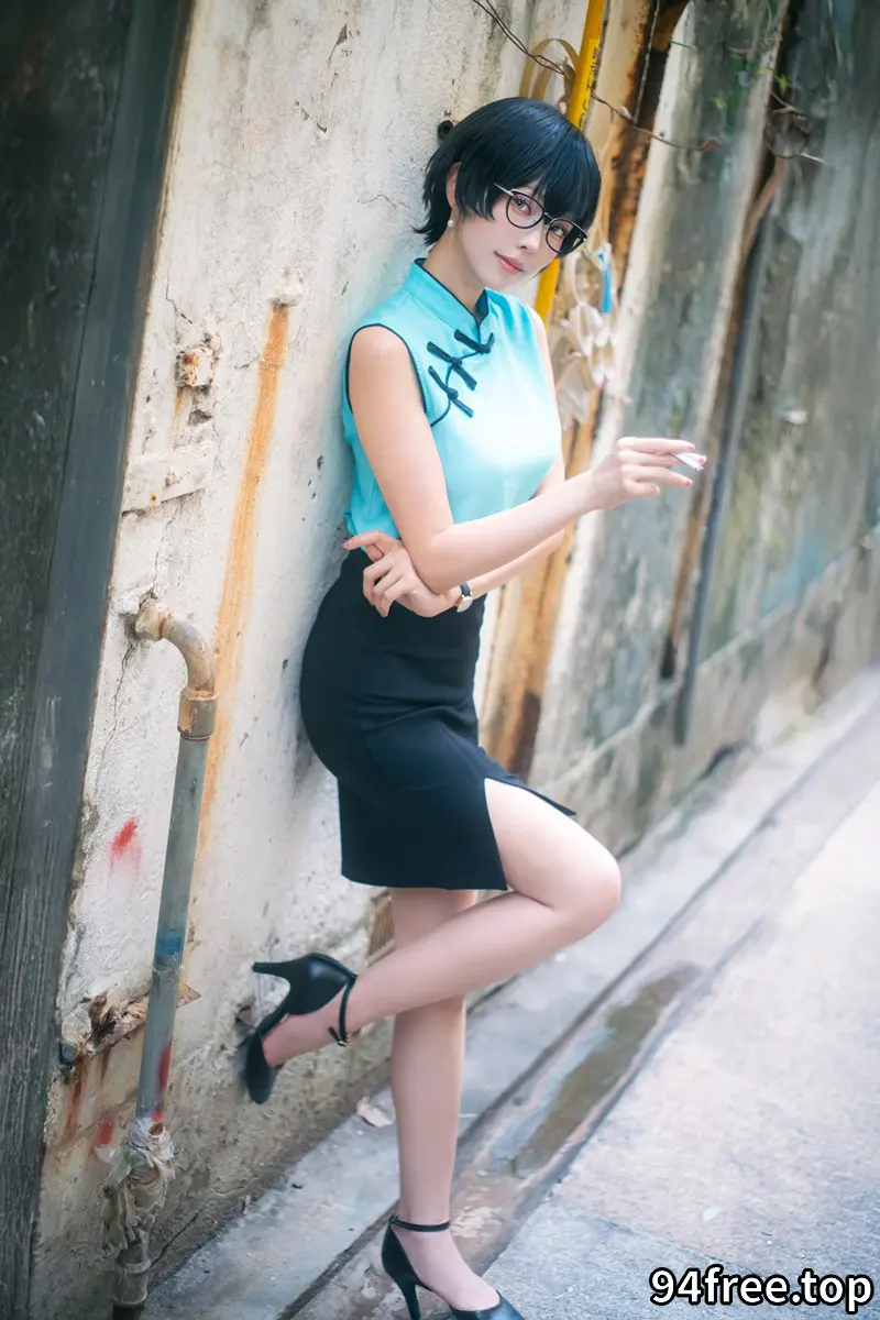 ElyEE子-2025年10月订阅 Reiko Kujirai 鯨井令子 [50P+1V-173MB] - 就是免费-就是免费