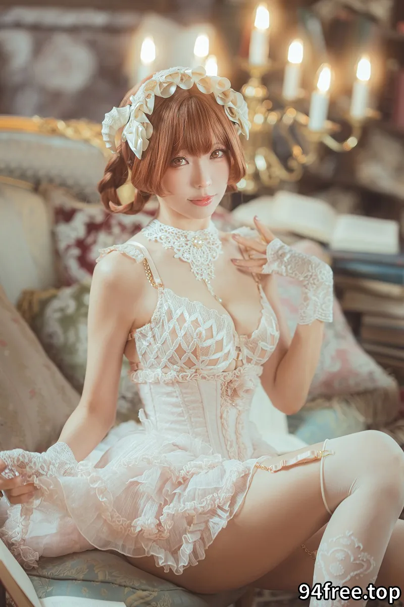 ElyEE子-2025年10月订阅 Book Witch 書本魔女 [38P+4V-156MB]-就是免费