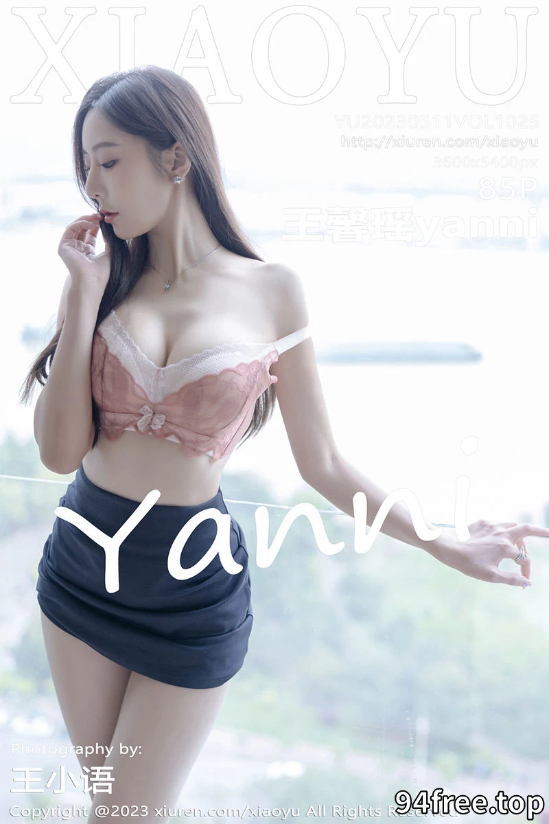[XiaoYu语画界] Vol.1025 女神王馨瑶yanni白色条纹上衣配深蓝色短裙秀曼妙身姿诱惑写真 - 就是免费-就是免费