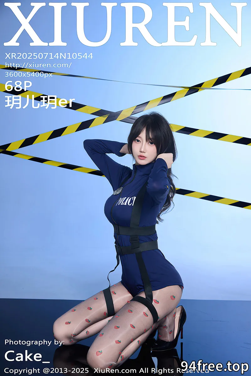 [XiuRen秀人网] NO.10544_模特玥儿玥er性感制服配草莓黑丝+胶带裹身秀曼妙身姿诱惑写真 - 就是免费-就是免费