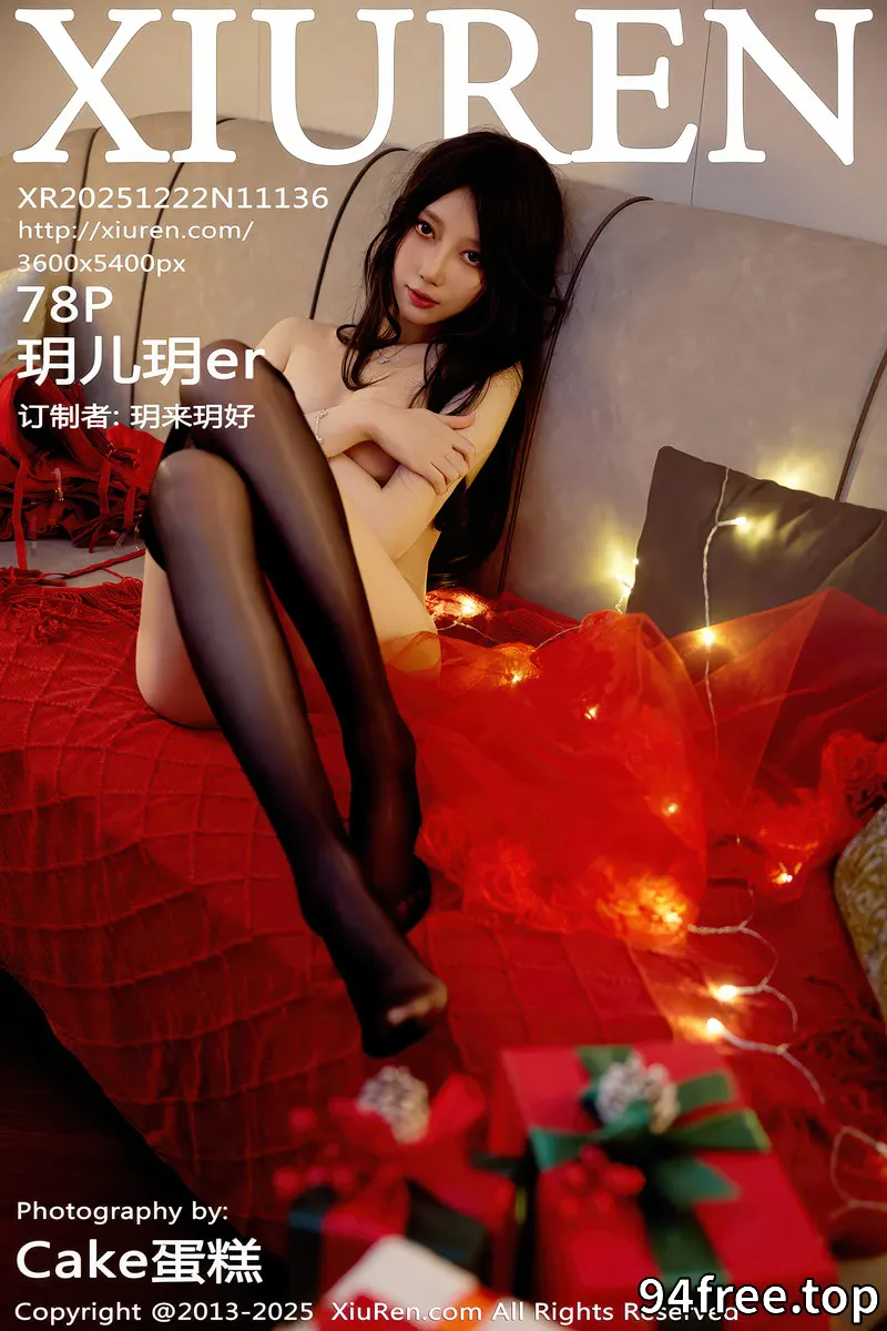 [XiuRen秀人网] NO.11136 模特玥儿玥er圣诞主题性感红色连衣短裙配开档黑丝秀美腿诱惑写真-就是免费