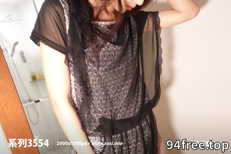 [ROSI写真] 2021.08.28 NO.3554 [41+1P-645MB]-就是免费