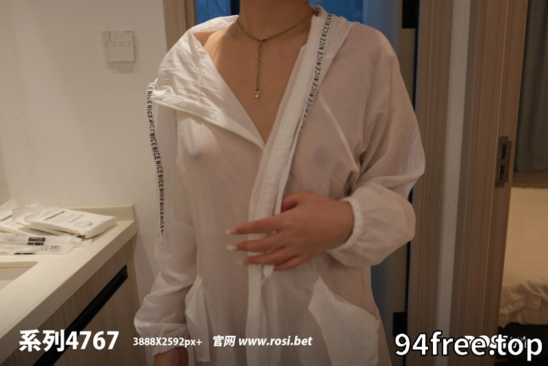 [ROSI写真] 2024.12.23 NO.4767 [95+1P-150MB]-就是免费