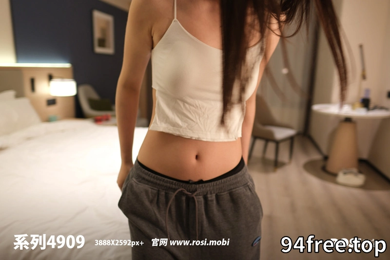 [ROSI写真] 2025.05.14 NO.4909 [115+1P-196MB]-就是免费