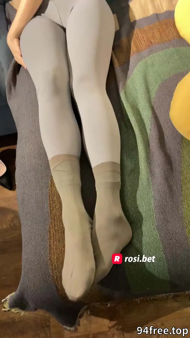 [ROSI写真] 小视频系列 NO.245 [1V-303MB]-就是免费