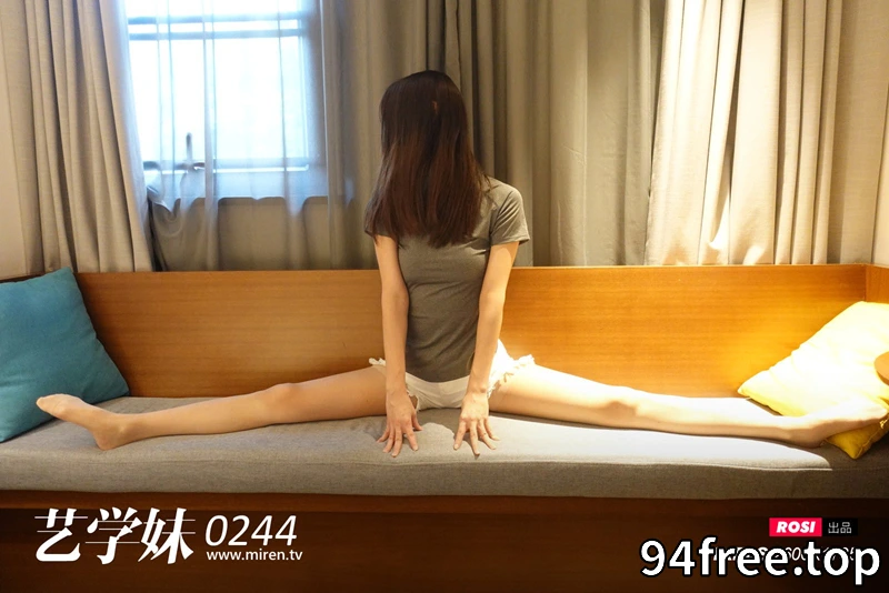 [ROSI写真] 艺学妹 2021.11.03 NO.244 [61+1P-96MB]-就是免费