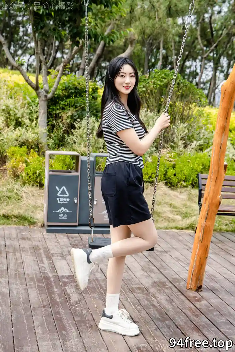 [足愉心] NO.040 雅楠（搭配：体操服、白色短裙、白色棉袜、运动鞋） [115P+2V-7.21GB]-就是免费