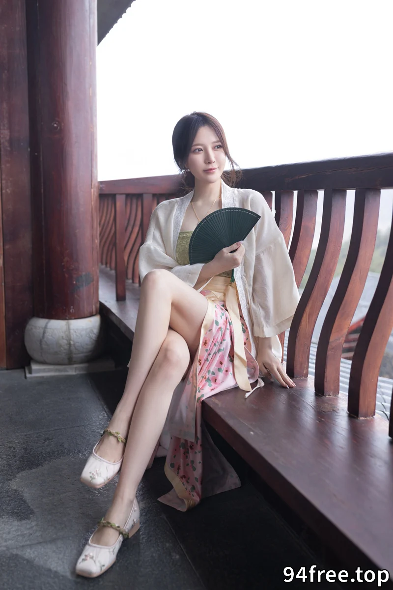 秀人网模特 鱼子酱-古风如画 [118P-820MB]-就是免费