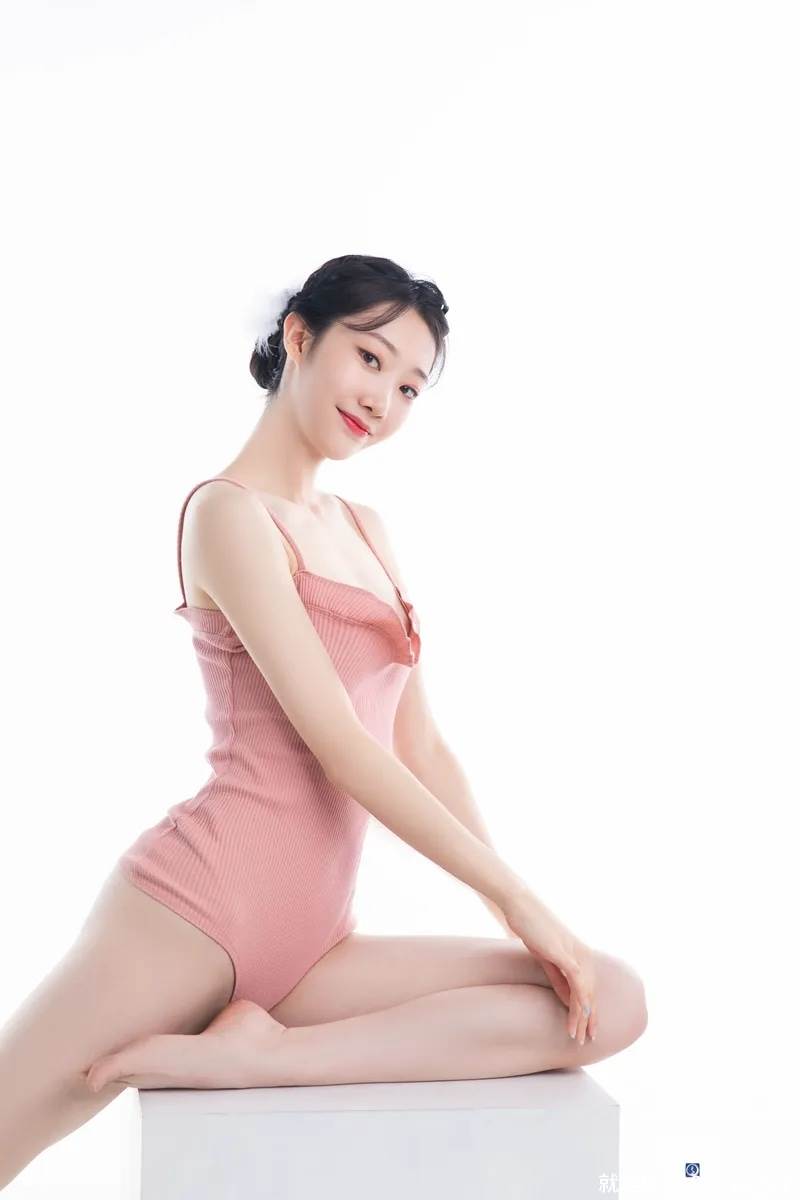 GALLI嘉丽 舞蹈生日记 2021.04.04 NO.040 鱼子 [40P-116MB]-就是免费
