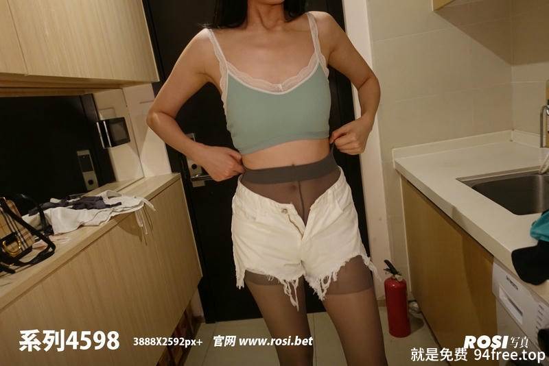 [ROSI写真] 2024.07.07 NO.4598 [72+1P-86MB]-就是免费