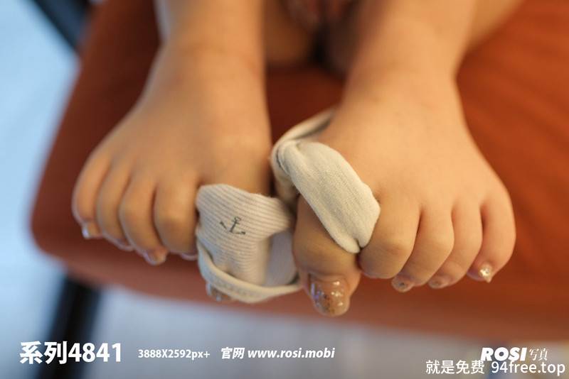 [ROSI写真] 2025.03.07 NO.4841 [105+1P-174MB]-就是免费