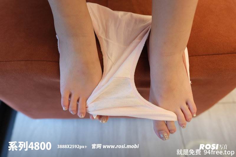 [ROSI写真] 2025.01.25 NO.4800 [72+1P-129MB]-就是免费