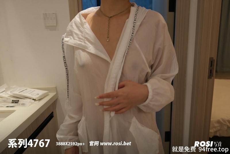 [ROSI写真] 2024.12.23 NO.4767 [95+1P-150MB]-就是免费