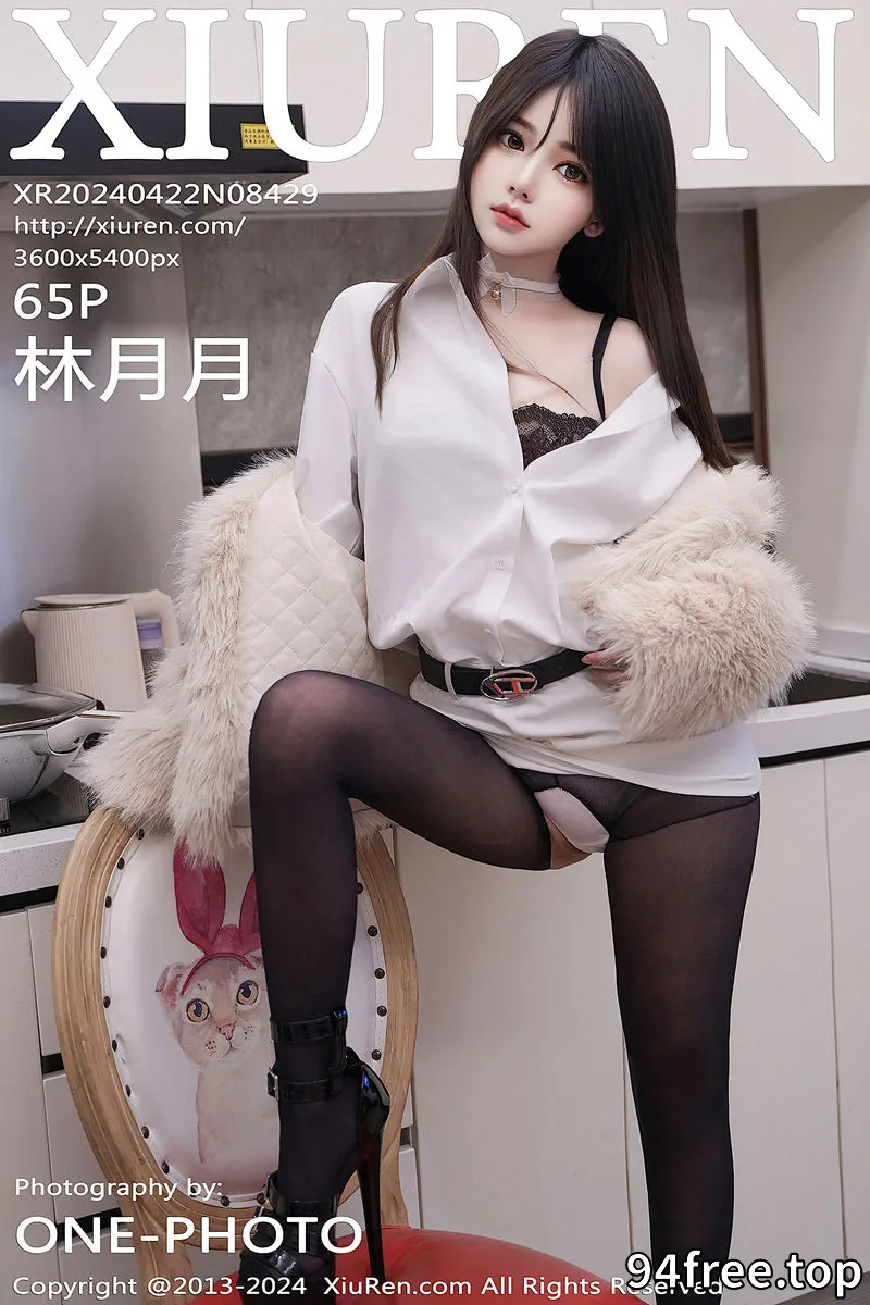 [XiuRen秀人网] No.8429 模特林月月性感白色衬衫露蕾丝内衣配开档黑丝秀美腿诱惑写真-就是免费