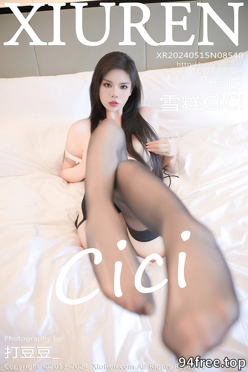 [XiuRen秀人网] No.8540 模特雪糕CiCi性感白T配黑皮短裙露黑丝袜秀修长美腿诱惑写真-就是免费