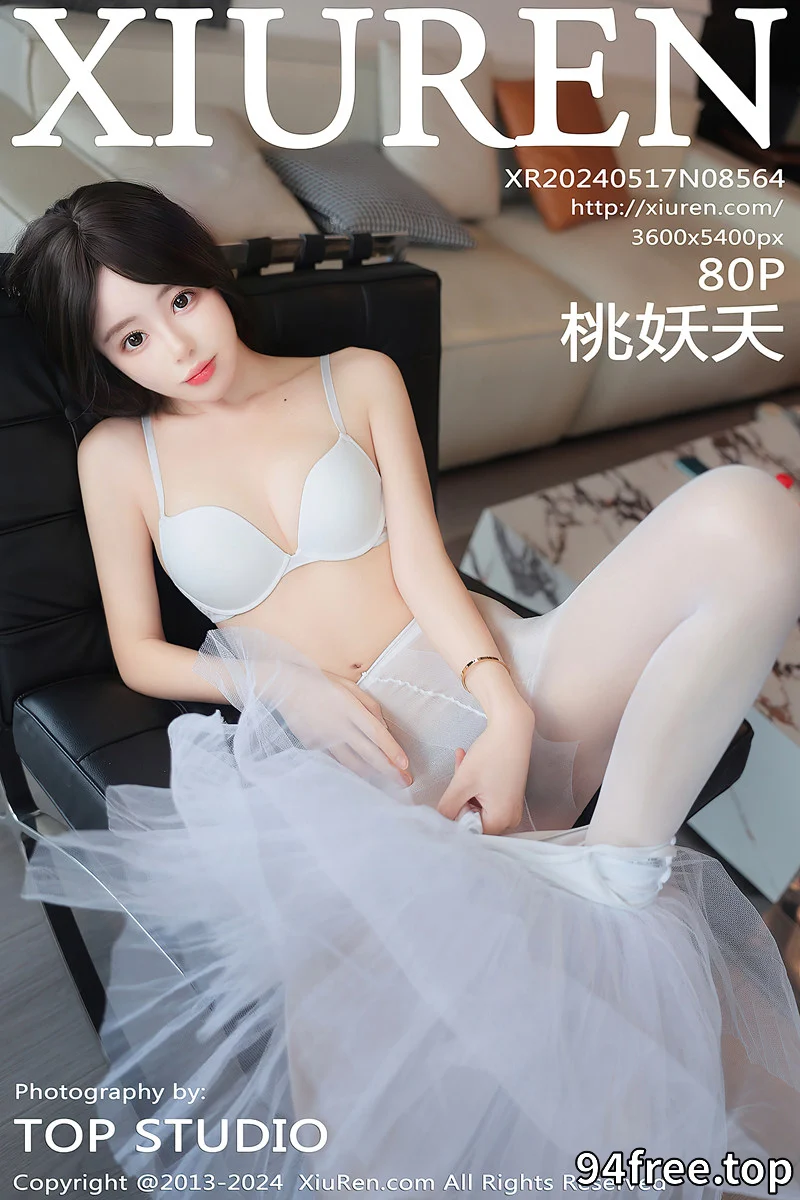 [XiuRen秀人网] No.8564 模特桃妖夭性感白色芭蕾连体衣配白丝裤袜秀曼妙身姿诱惑写真-就是免费
