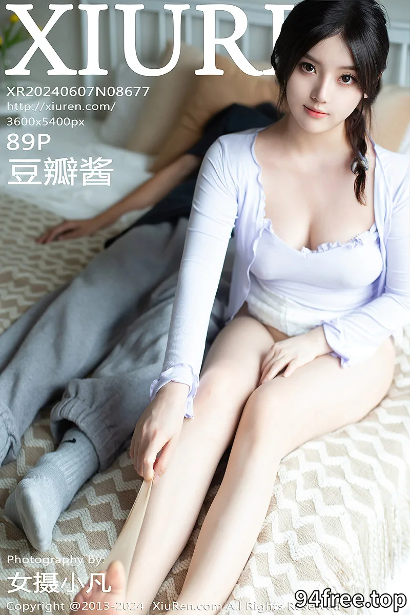 [XiuRen秀人网] No.8677 模特豆瓣酱场景拍摄性感浅紫上衣配超薄肉丝秀丰腴身材诱惑写真-就是免费